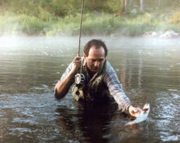 Imaxen do pescador e xornalista Juan Delibes a quen se lle imporá a Insignia de Ouro da XXXVII Festa da Troita
